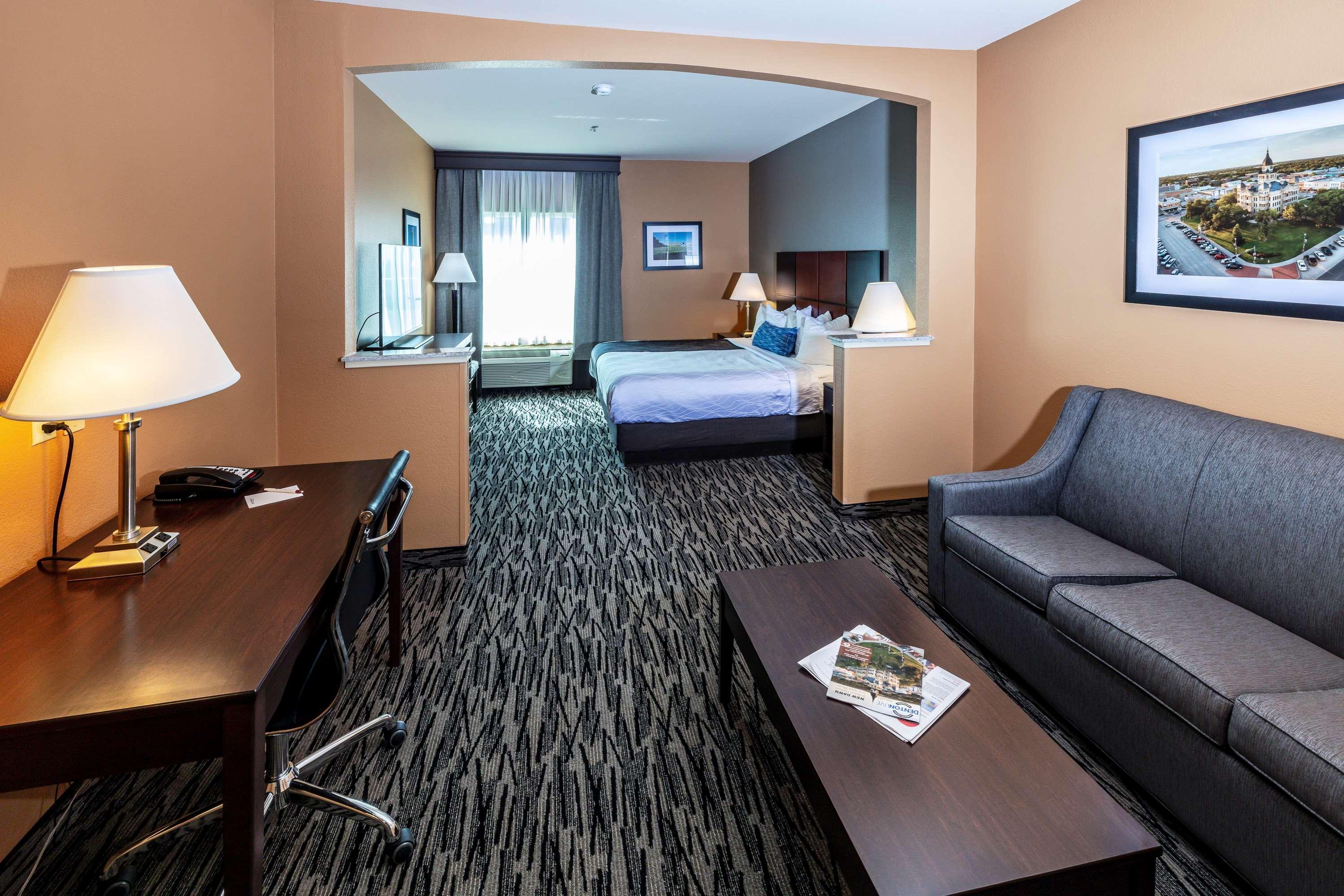 Best Western Plus Denton Inn & Suites Exterior foto